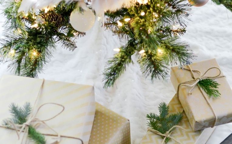 Christmas tree skirt on floors